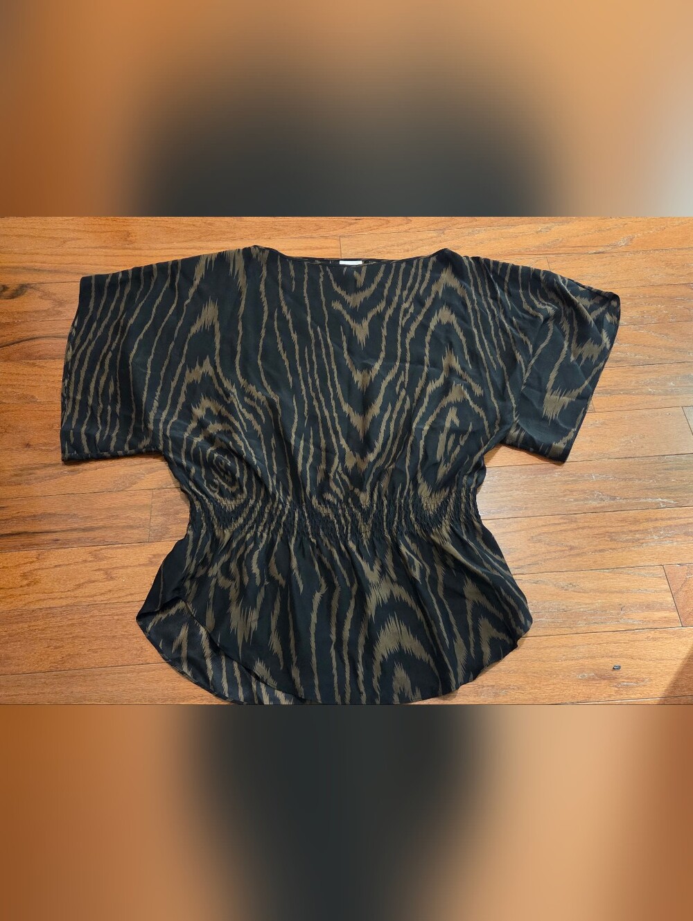 Parker Black and Brown Medium Dolman Sleeve Top